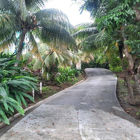 Guava Grove Resort & Villas Sandy Bay Exterior foto