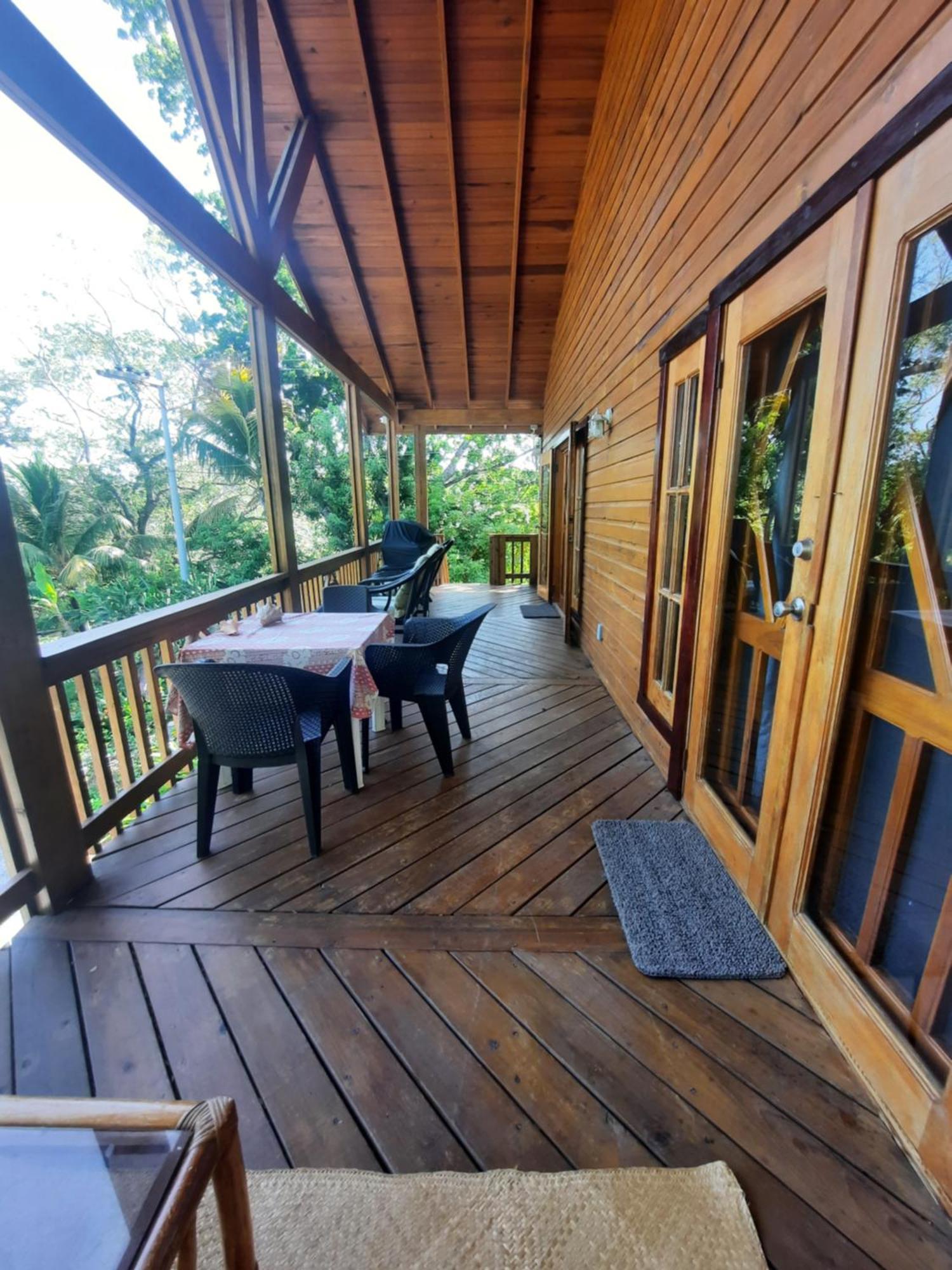 Guava Grove Resort & Villas Sandy Bay Exterior foto
