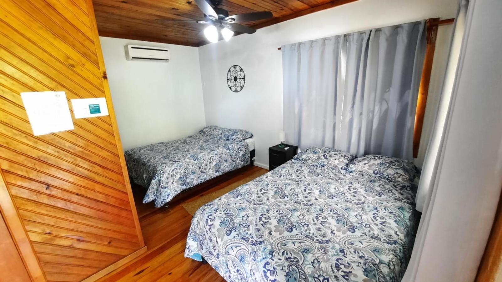 Guava Grove Resort & Villas Sandy Bay Quarto foto